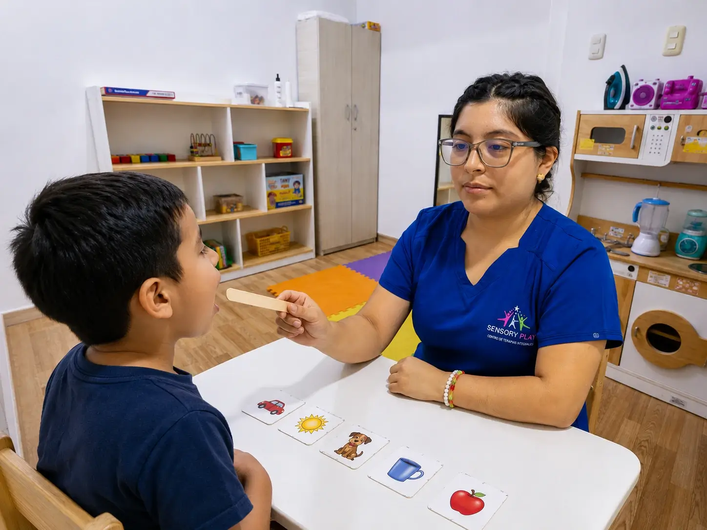 Sesión de Terapia de Lenguaje y comunicación para niños
